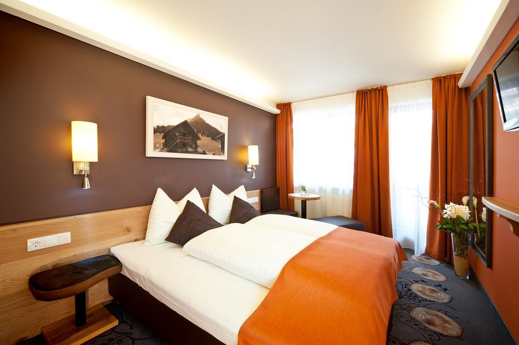 Double Room,255742881:JPEG