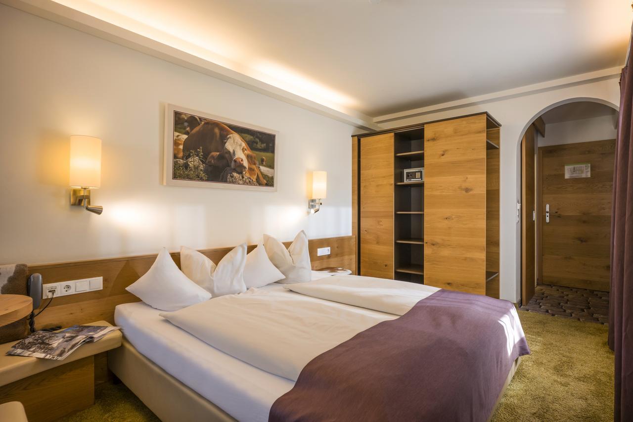 Double Room with Balcony,255746573:JPEG